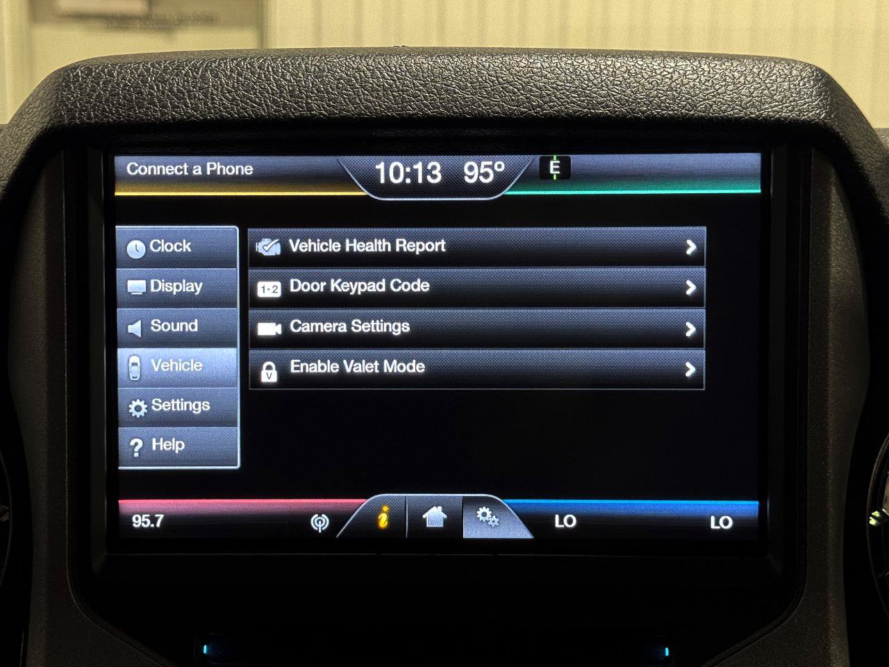 Used 2016 Ford F250 Lariat w/ Lariat Interior Package AWD/4WD image 24