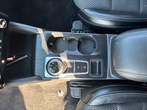 Used 2023 Ford Escape SE FWD image 26