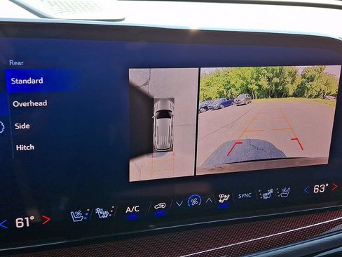 Used 2024 Chevrolet Traverse RS w/ LPO, Floor Liner Package AWD/4WD image 19