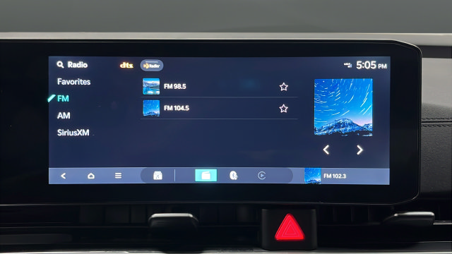 Used 2025 Kia Carnival SX FWD image 31