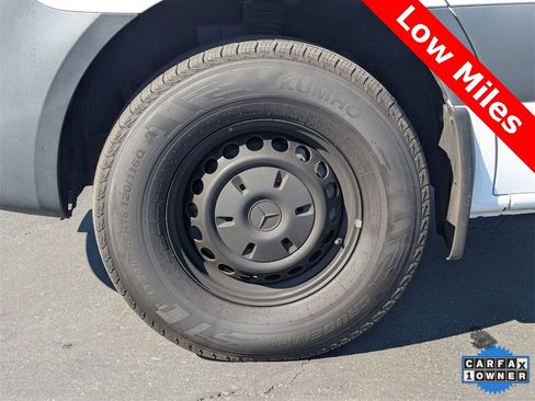 Used 2023 Mercedes-Benz Sprinter 144 Cargo image 10