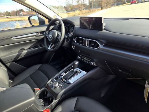 New 2025 MAZDA CX-5 AWD 2.5 S w/ Select Package image 5