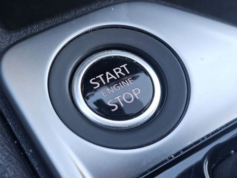 Used 2025 Nissan Sentra SV image 15