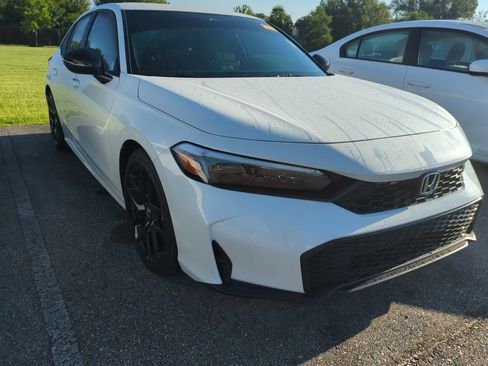 Certified 2025 Honda Civic Sport image 2