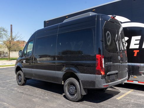 New 2024 Mercedes-Benz Sprinter 2500 image 5