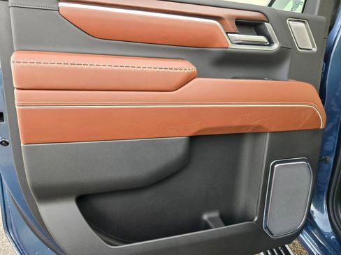 New 2026 GMC Sierra 3500 Denali Ultimate image 44