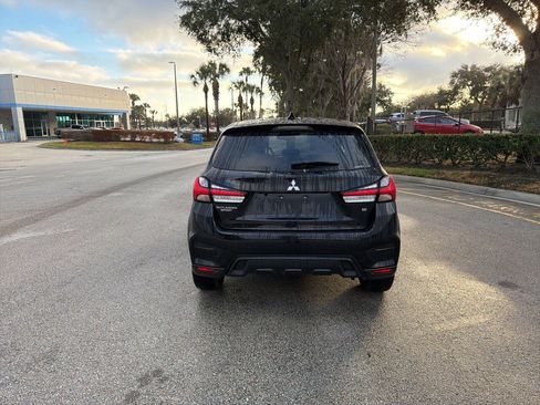 Used 2024 Mitsubishi Outlander Sport SE image 4