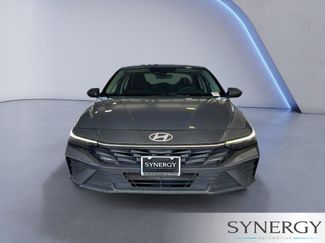 Used 2024 Hyundai Elantra SEL FWD video 2
