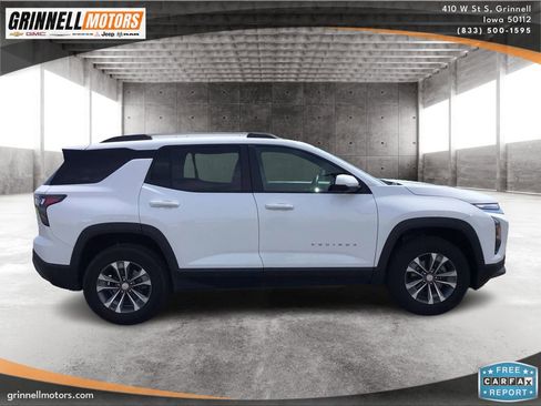 Used 2025 Chevrolet Equinox LT w/ Convenience Package II AWD/4WD image 4