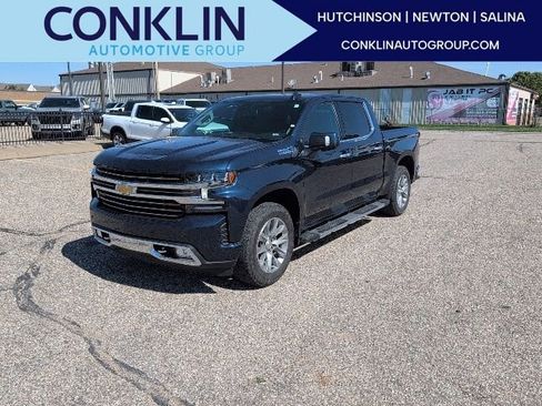 Used 2022 Chevrolet Silverado 1500 High Country w/ Safety Package II AWD/4WD image 1