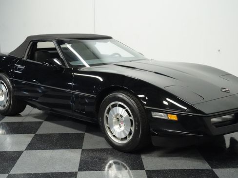 Used 1986 Chevrolet Corvette Convertible image 13