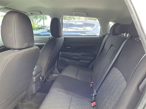 Used 2022 Mitsubishi Outlander Sport LE image 6