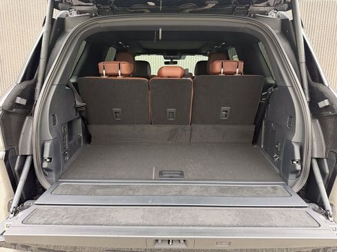 New 2026 Lincoln Navigator Reserve image 21