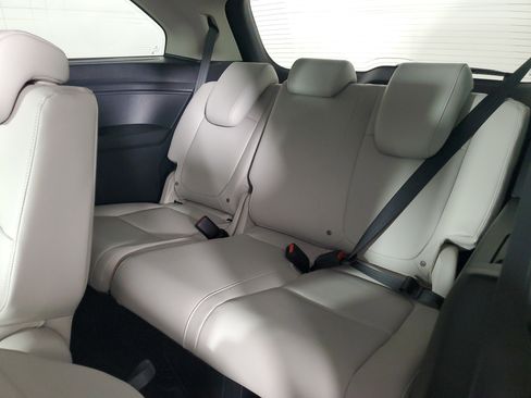New 2026 Honda Odyssey EX-L image 14