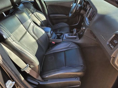 Used 2020 Dodge Charger GT w/ Blacktop Package image 10