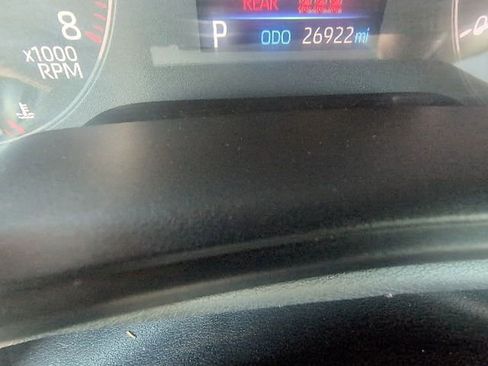 Used 2024 Toyota Corolla SE w/ SE Convenience Package FWD image 14