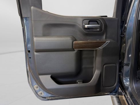 Used 2020 Chevrolet Silverado 1500 LT Trail Boss AWD/4WD image 35