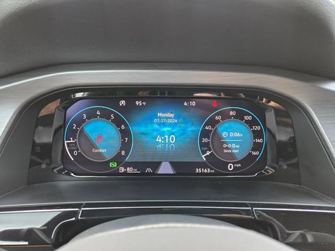 Used 2025 Volkswagen Atlas Cross Sport SE FWD image 15