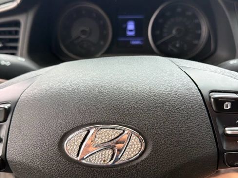 Used 2020 Hyundai Elantra SEL FWD image 8