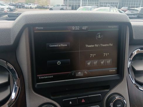 Used 2016 Ford F250 Lariat w/ Lariat Ultimate Package AWD/4WD image 16