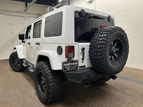 Used 2015 Jeep Wrangler Unlimited Sahara w/ Trailer Tow Group image 4