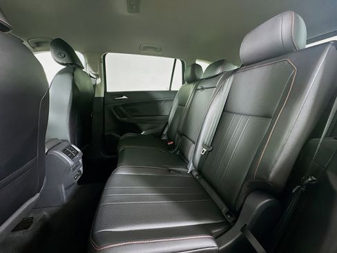 Used 2024 Volkswagen Tiguan Wolfsburg Edition image 26