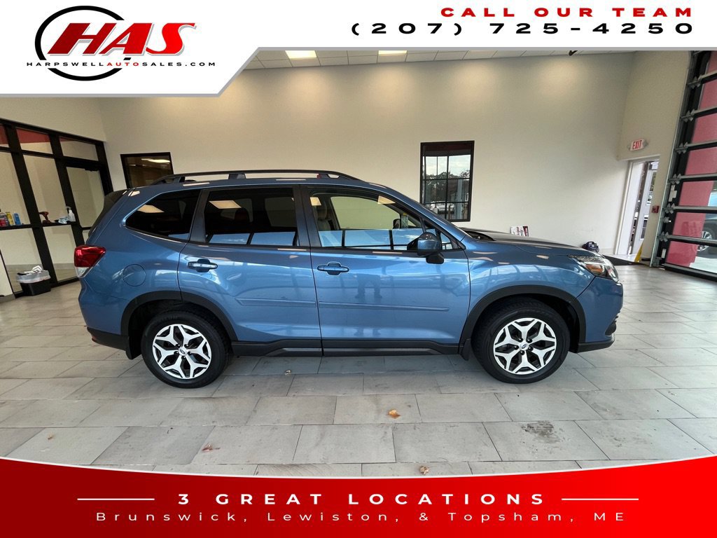 Used 2024 Subaru Forester Premium AWD/4WD image 7