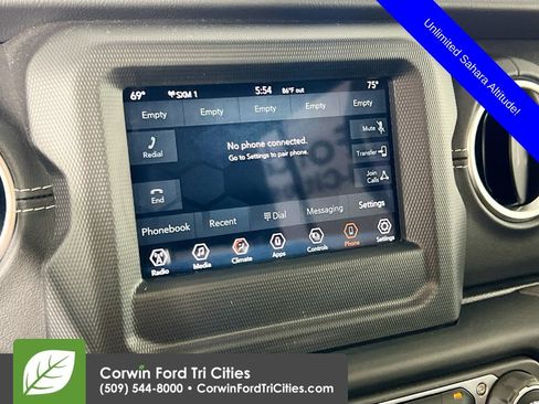 Used 2021 Jeep Wrangler Unlimited Sahara AWD/4WD image 20