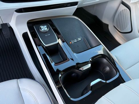 New 2026 Buick Enclave Avenir w/ Super Cruise Package image 22