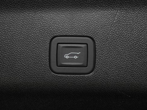 Used 2026 Cadillac Escalade Platinum Sport w/ LPO, Floor Liner Package image 15