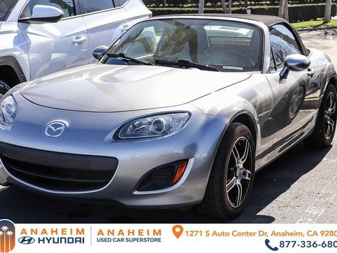 Used 2010 MAZDA MX-5 Miata Sport image 1