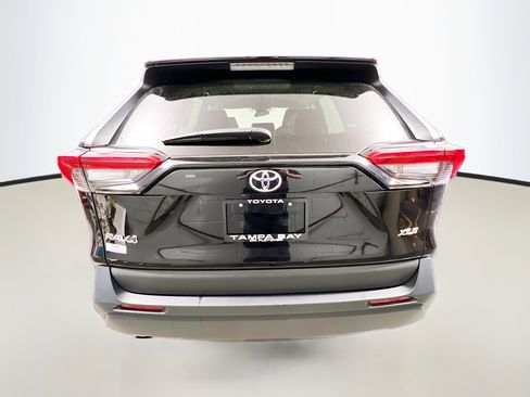 Used 2024 Toyota RAV4 XLE FWD image 6