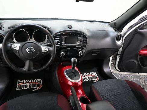 Used 2017 Nissan Juke SV image 5