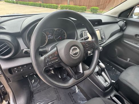 Used 2023 Nissan Kicks S FWD image 17