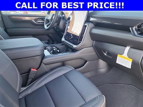 New 2026 GMC Yukon XL Elevation image 18