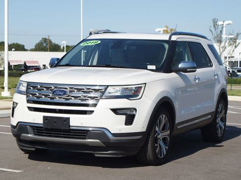 Used 2019 Ford Explorer Limited w/ Limited Luxury Package image 17