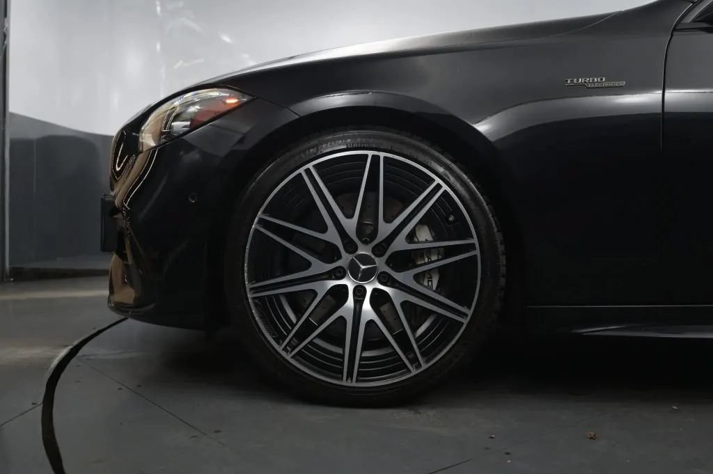 Used 2023 Mercedes-Benz C 43 AMG 4MATIC Sedan image 11