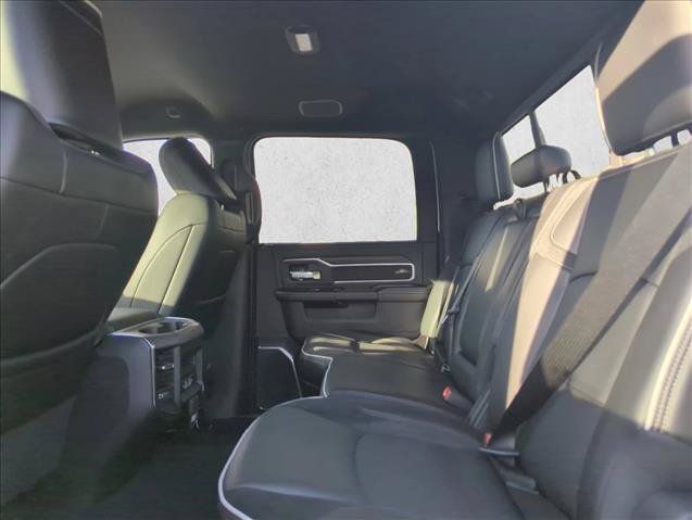 New 2026 RAM 2500 Laramie AWD/4WD image 12