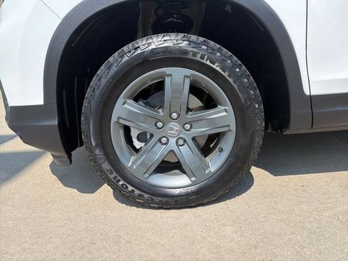 Certified 2023 Honda Ridgeline RTL image 9