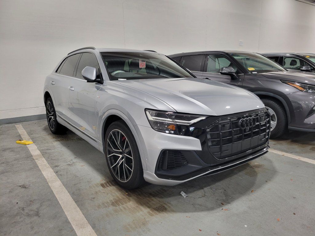 Used 2022 Audi Q8 Premium Plus w/ Premium Plus Package AWD/4WD image 1