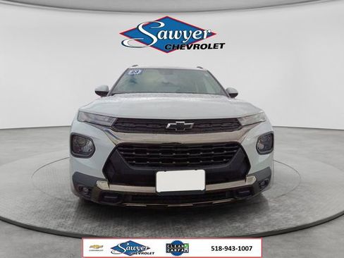 Used 2023 Chevrolet TrailBlazer ACTIV w/ Sun and Liftgate Package FWD image 8
