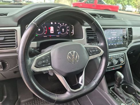 Used 2021 Volkswagen Atlas SEL Premium AWD/4WD image 34