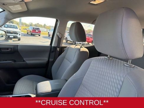 Used 2023 Toyota Tacoma SR image 9