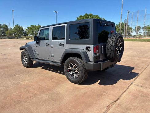 Used 2016 Jeep Wrangler Unlimited Sport w/ Quick Order Package 24S AWD/4WD image 6