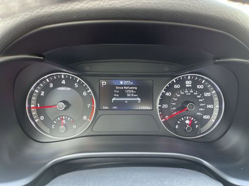 Used 2022 Kia Forte Sedan FWD image 11