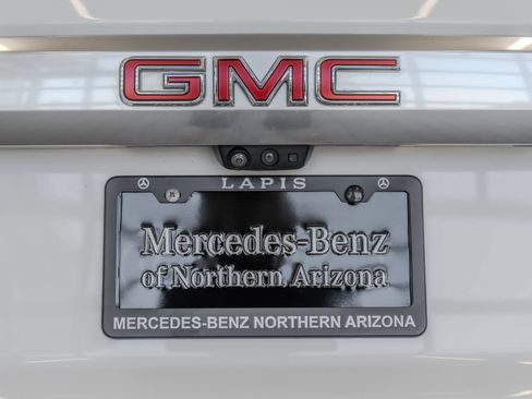 Used 2021 GMC Yukon Denali w/ Denali Premium Package AWD/4WD image 15