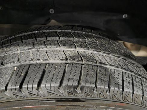 Used 2019 Chevrolet Silverado 1500 LT w/ Texas Edition image 84