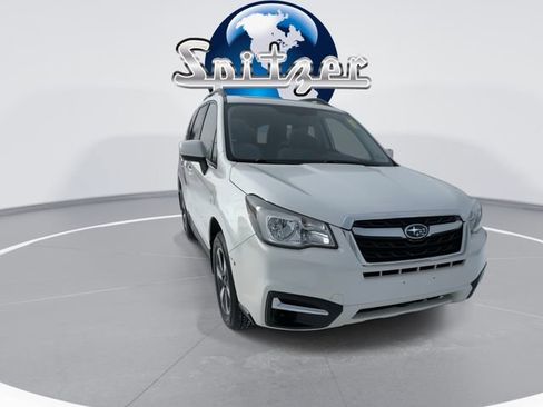 Used 2017 Subaru Forester 2.5i Premium w/ All-Weather Package image 2