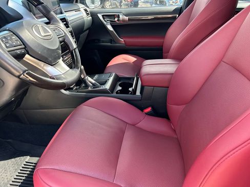 Used 2023 Lexus GX 460 Premium w/ Premium Plus Package AWD/4WD image 11