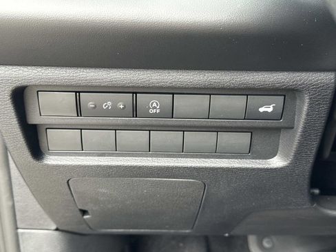 New 2026 Mitsubishi Outlander SE FWD image 41